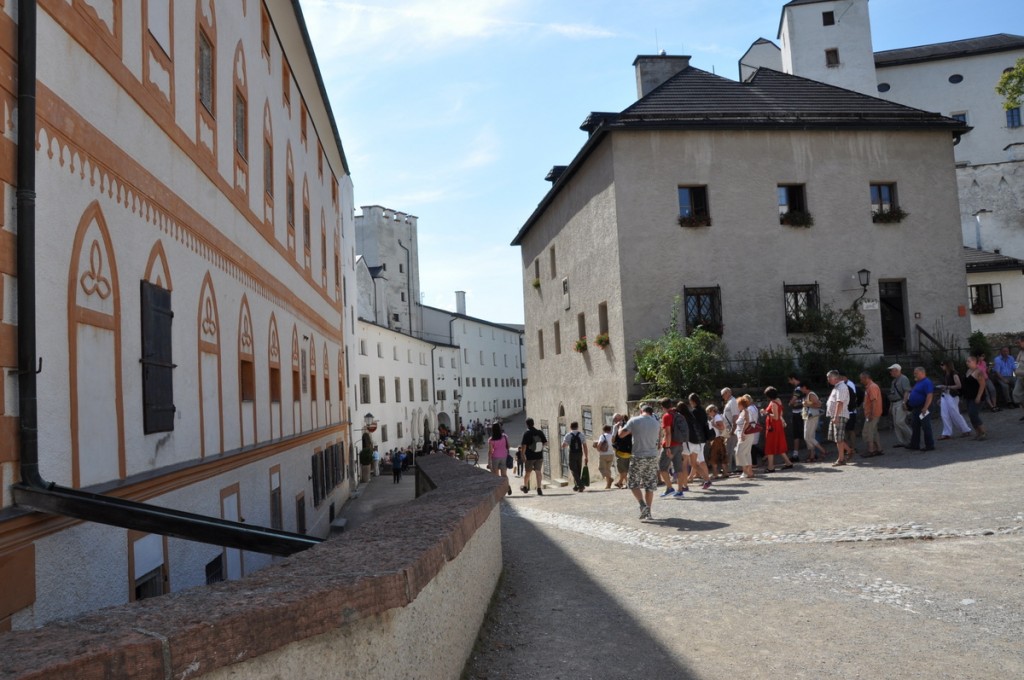 Walking through the courtyards of the Hohensalzburg